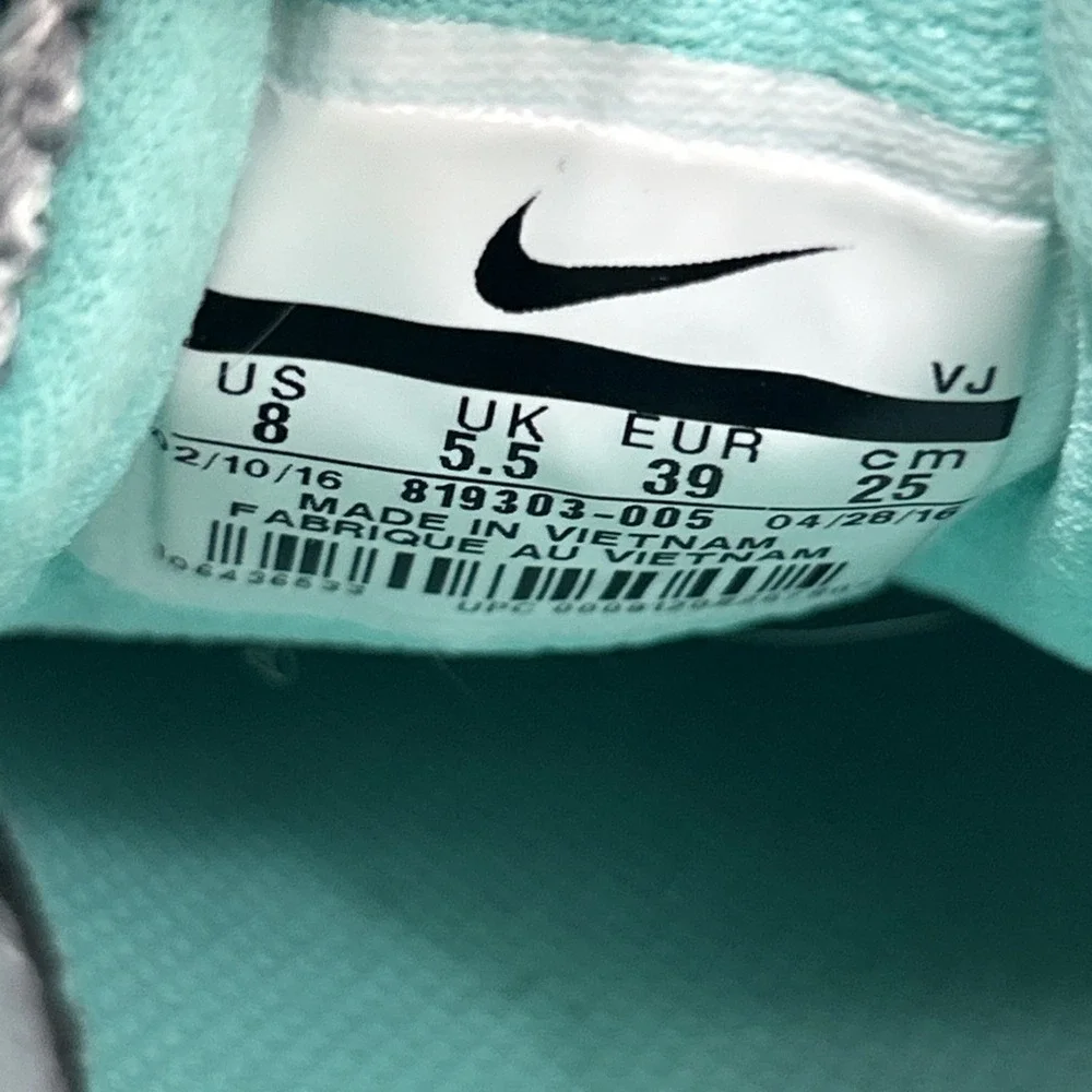Nike Women Gray Turquoise Revolution 3 Running Shoe 819303-005 Size 8 Sneakers